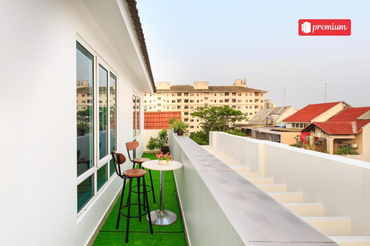 Reddoorz Ura Hotel Hung Phuoc 4 Πόλη Χο Τσι Μινχ Εξωτερικό φωτογραφία